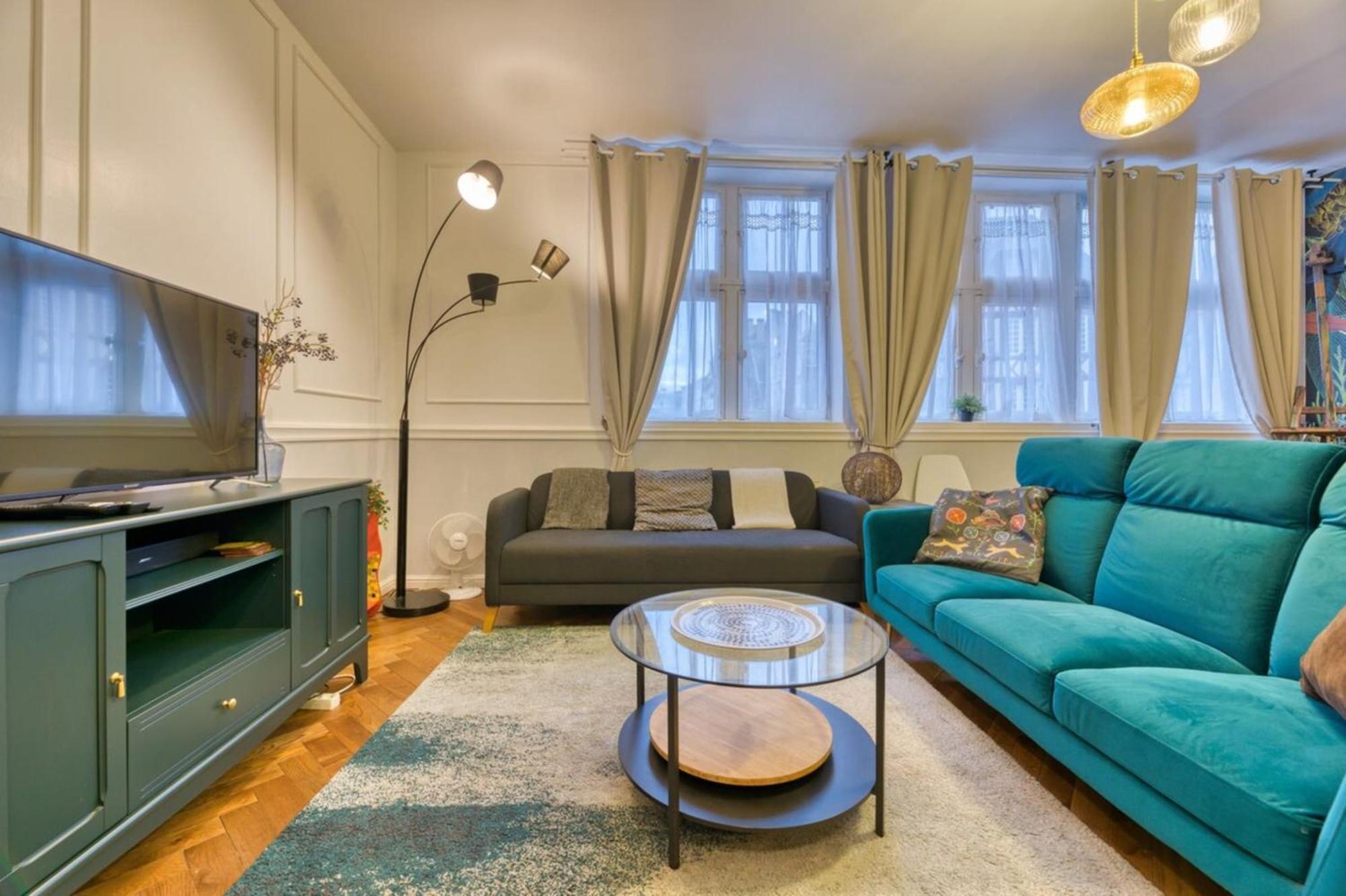 Vieux Marche Sublime Appartement Avec Ascenseur روان المظهر الخارجي الصورة