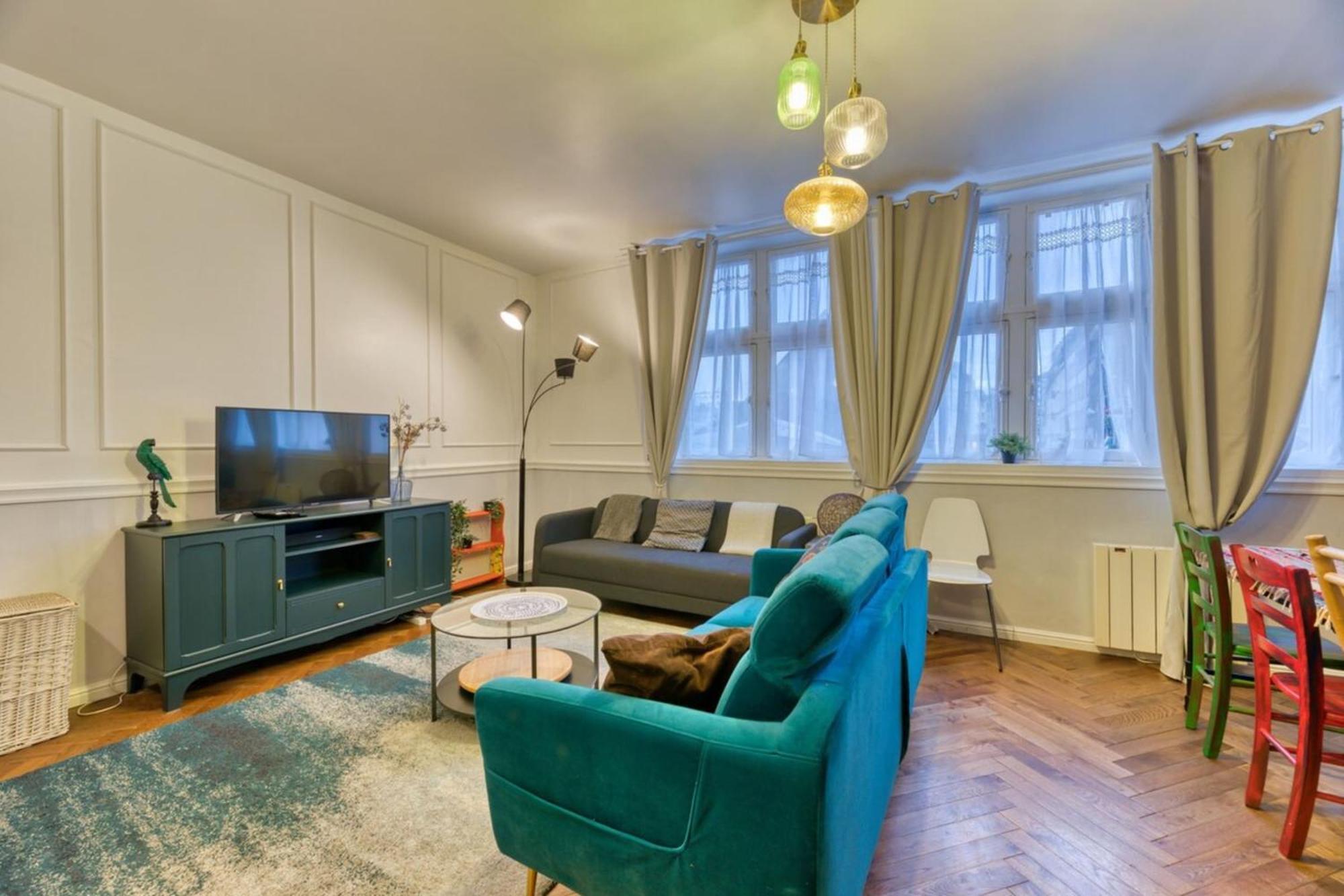Vieux Marche Sublime Appartement Avec Ascenseur روان المظهر الخارجي الصورة